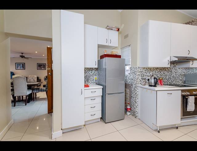 3 BEDROOM CLUSTER FOR SALE IN FERNDALE